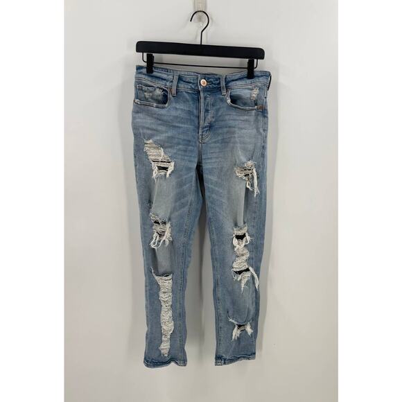 American Eagle Stretch TomGirl Distressed Jeans Size 4 Short - Picture 1 of 7